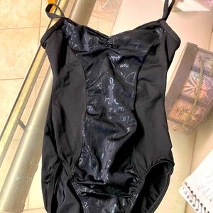 Motionwear black tank leotard medium adult